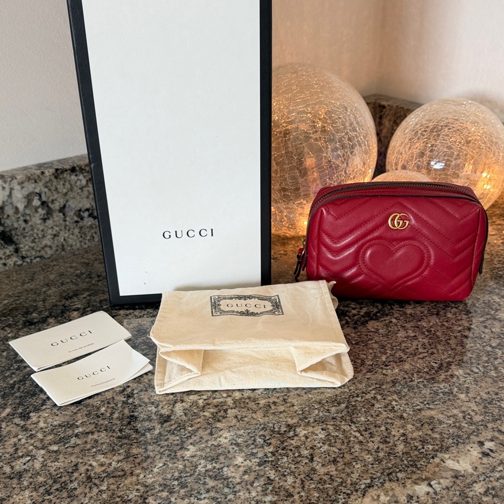 Gucci GG Marmont Cosmetics Case - Picture 2 of 14